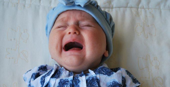 Qual o significado de sonhar com bebê chorando?